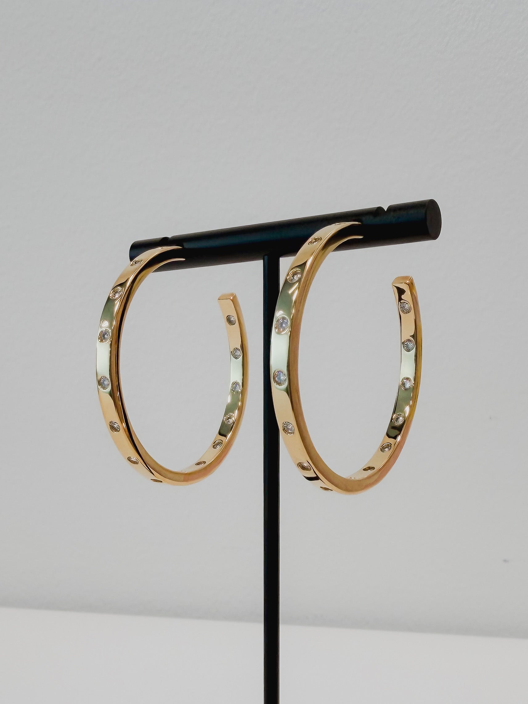 BIG DREAMS BEZEL HOOPS
